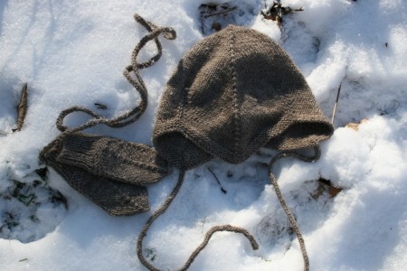 handknit baby hat and mitts set